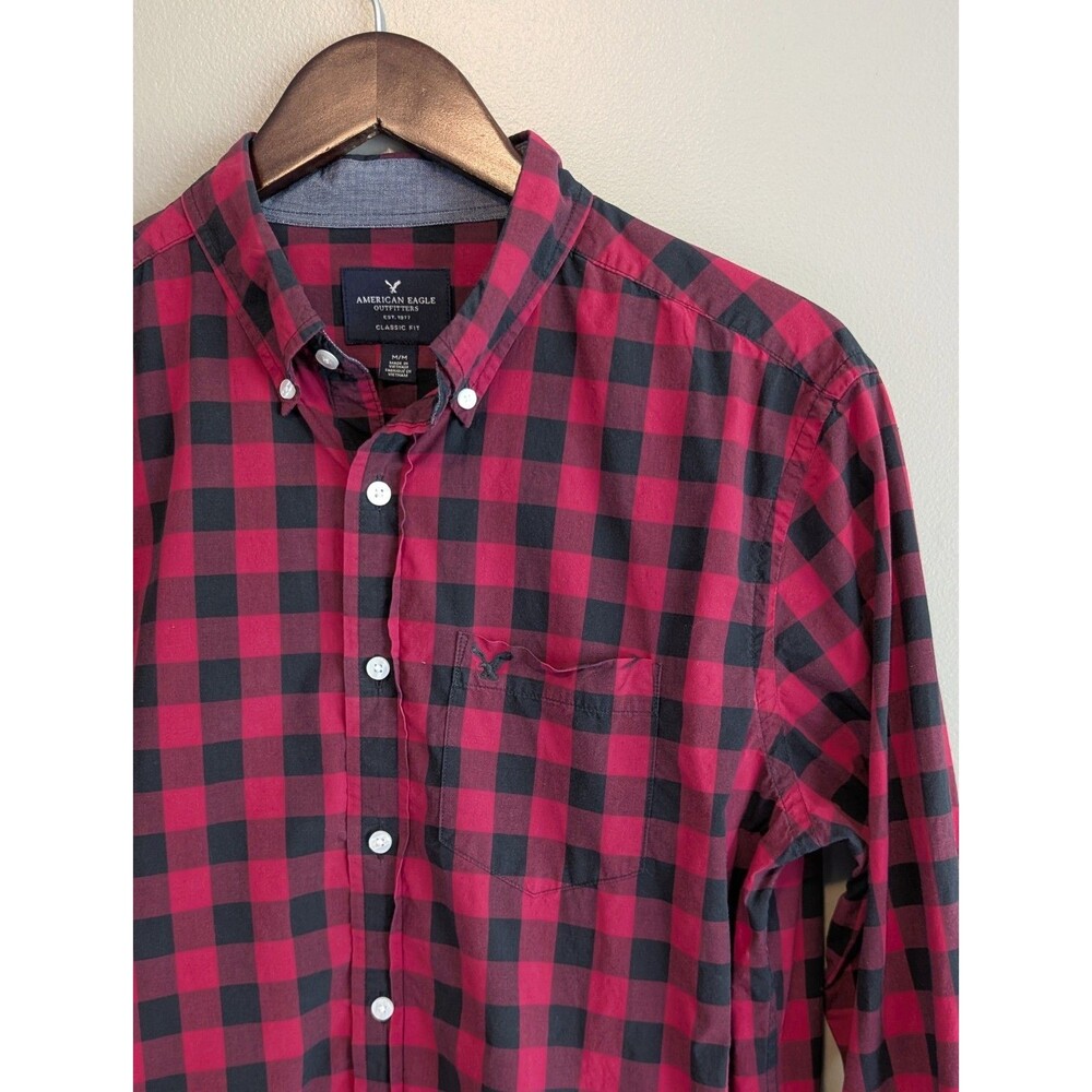 American Eagle Mens Medium Button Down Shirt Classic Fit Red Black Plaid AE M